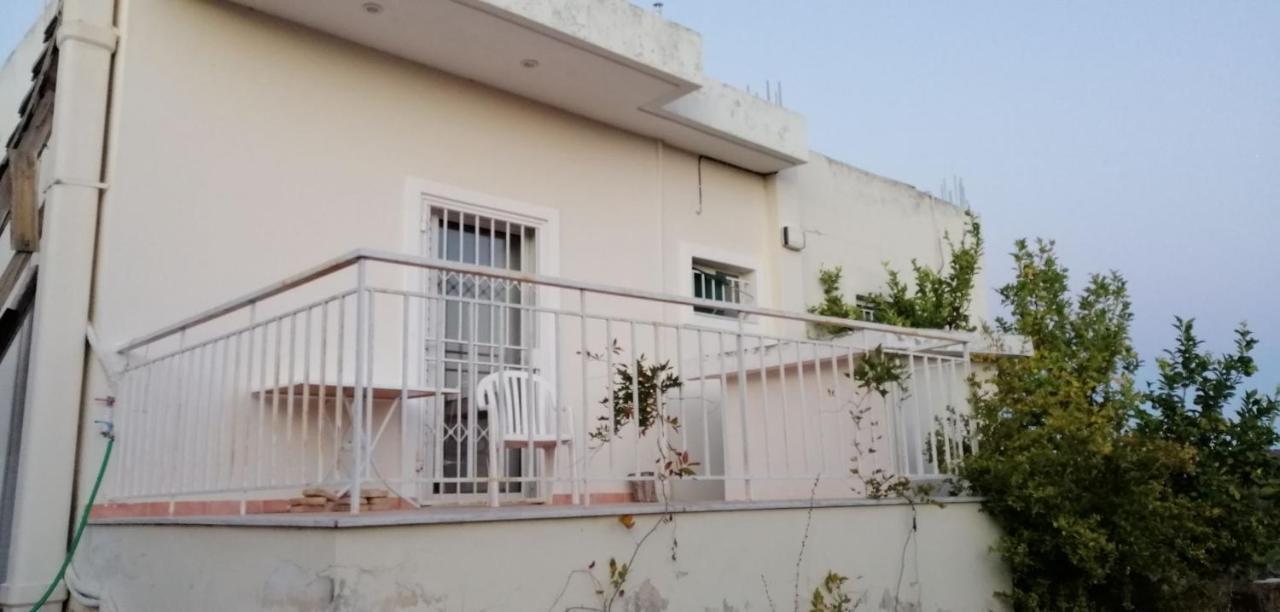 Costasfarmhouse, Pallini, Near Athens Airport Διαμέρισμα Εξωτερικό φωτογραφία